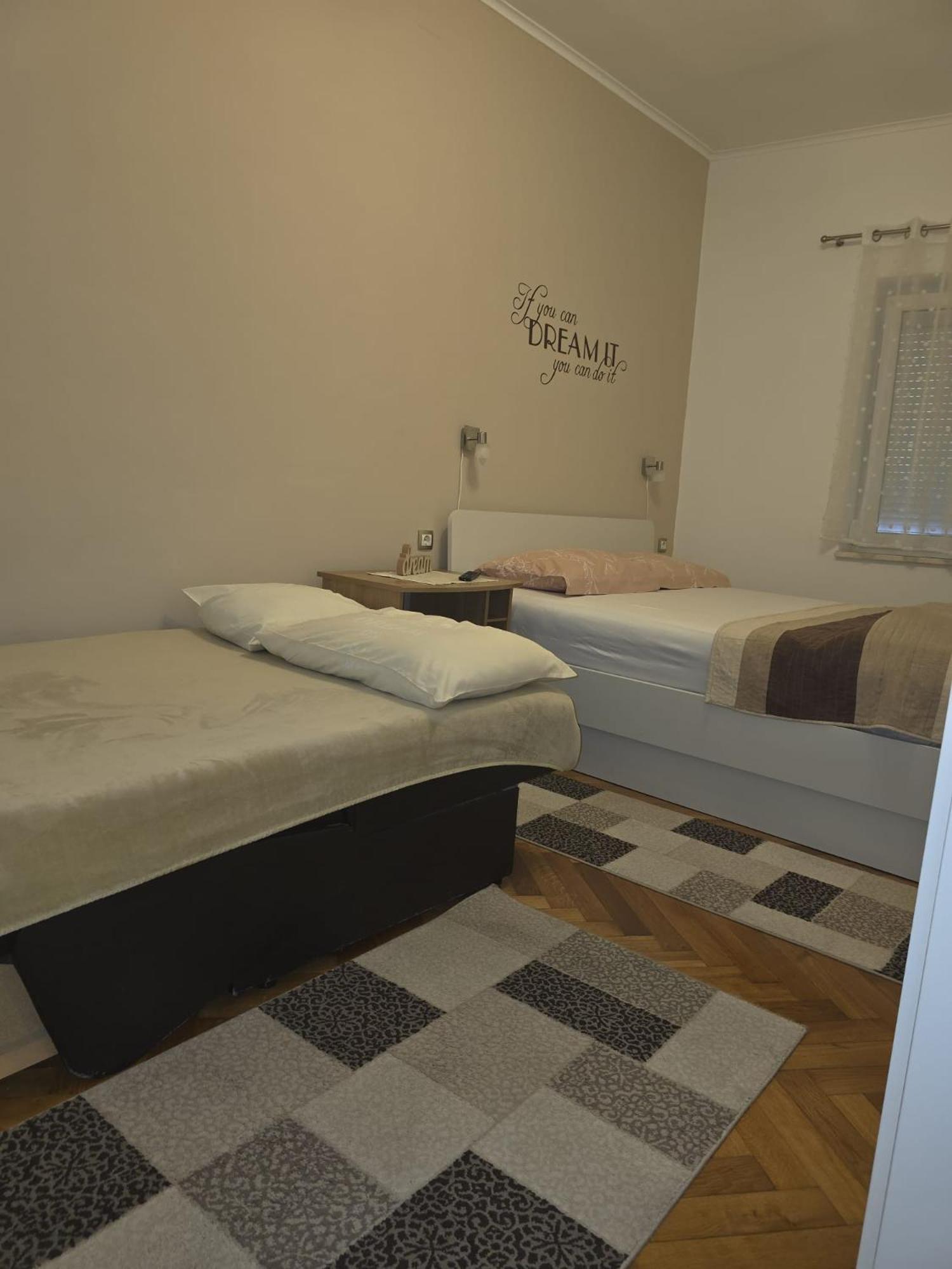 Apartment Sandra 2+2 *** Crikvenica Exterior photo