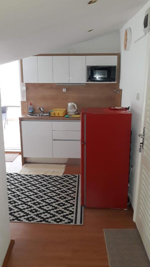 Apartment Sandra 2+2 *** Crikvenica Exterior photo