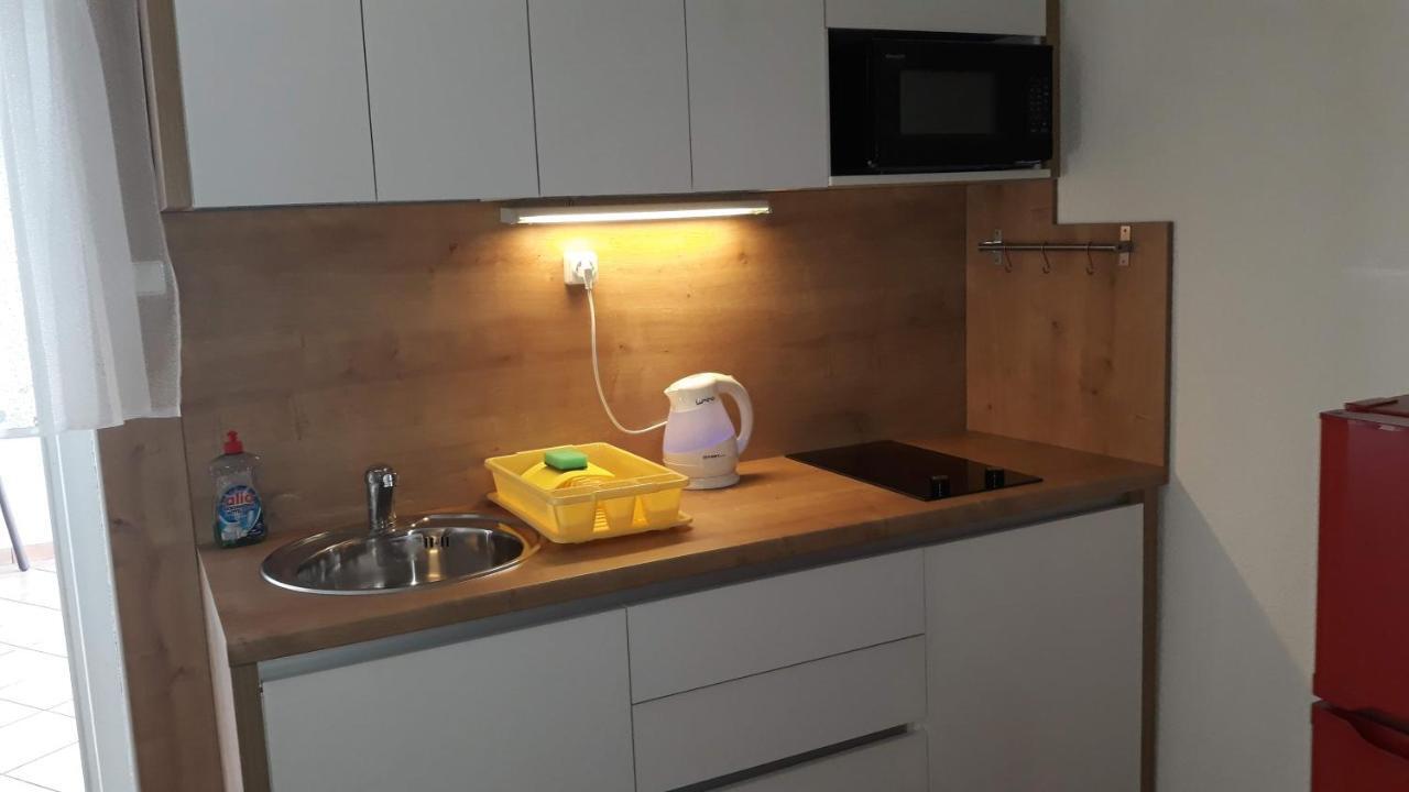 Apartment Sandra 2+2 *** Crikvenica Exterior photo